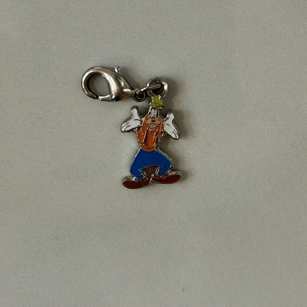Disney Goofy  clip on charm- Y2K